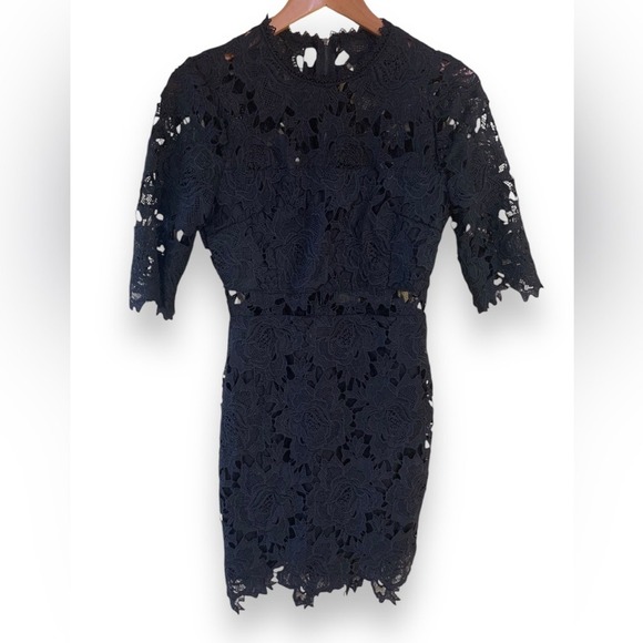 Lulús- Lace Black Dress Full zip Back Lined bust & skirt‎ - size s - Picture 1 of 7